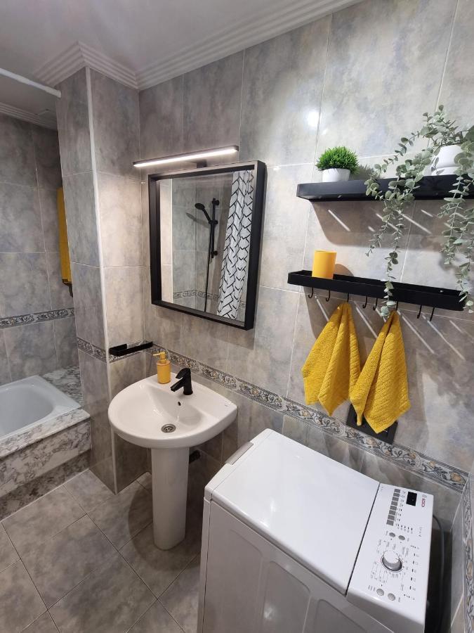 A 2 Min De La Catedral Apartment Oviedo Bagian luar foto